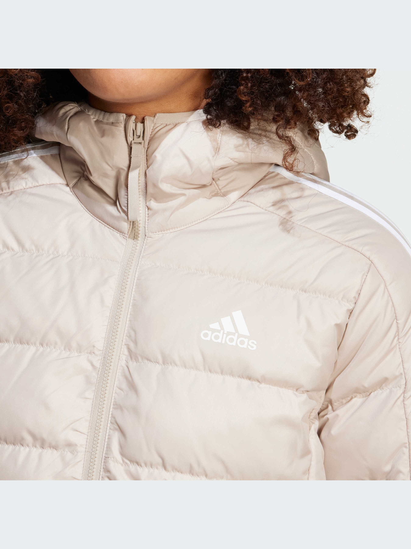 Куртки и дубленки Adidas модель IX8928-KZ Фото