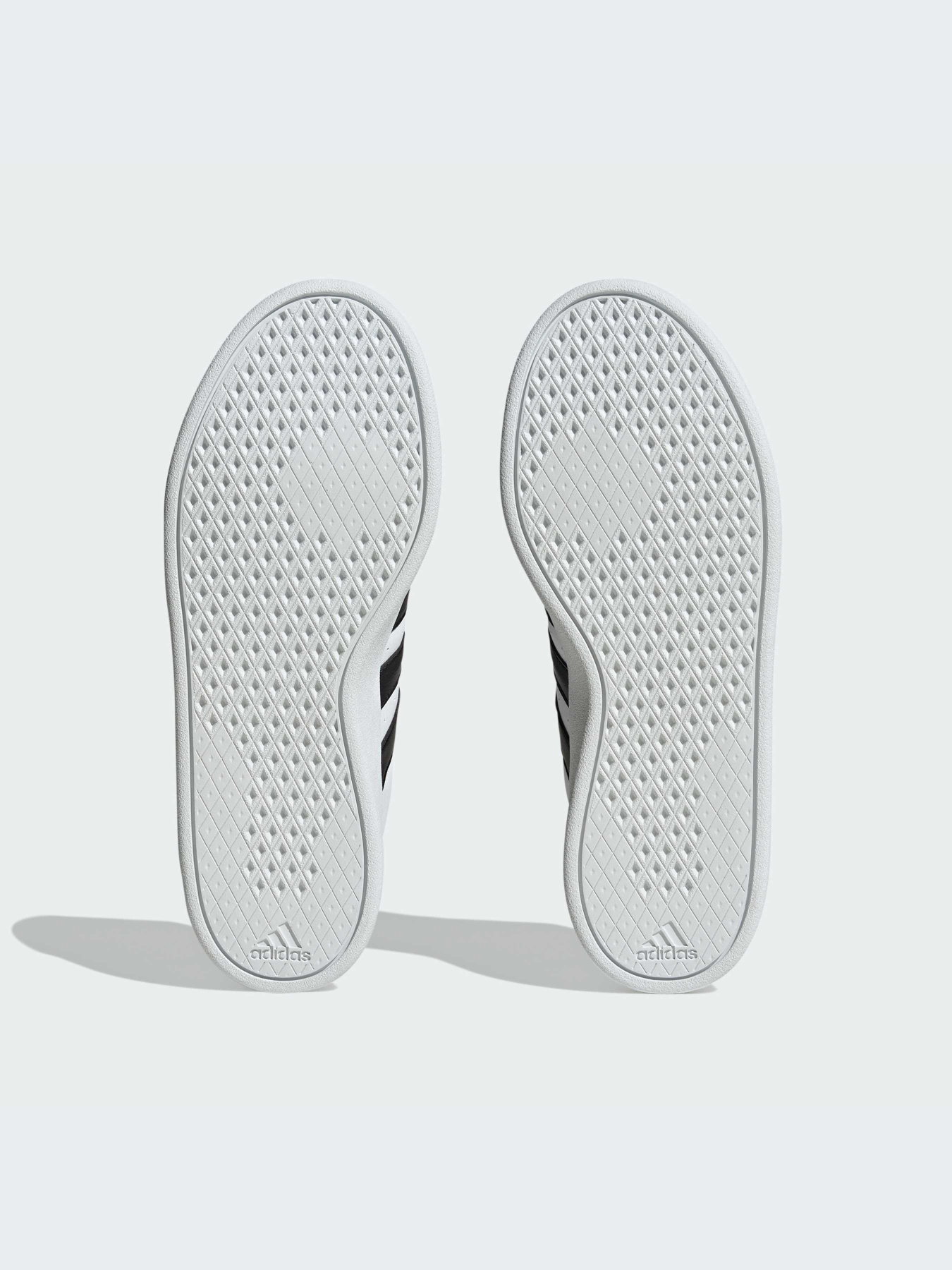 Кроссовки Adidas модель IE7049-KZ Фото