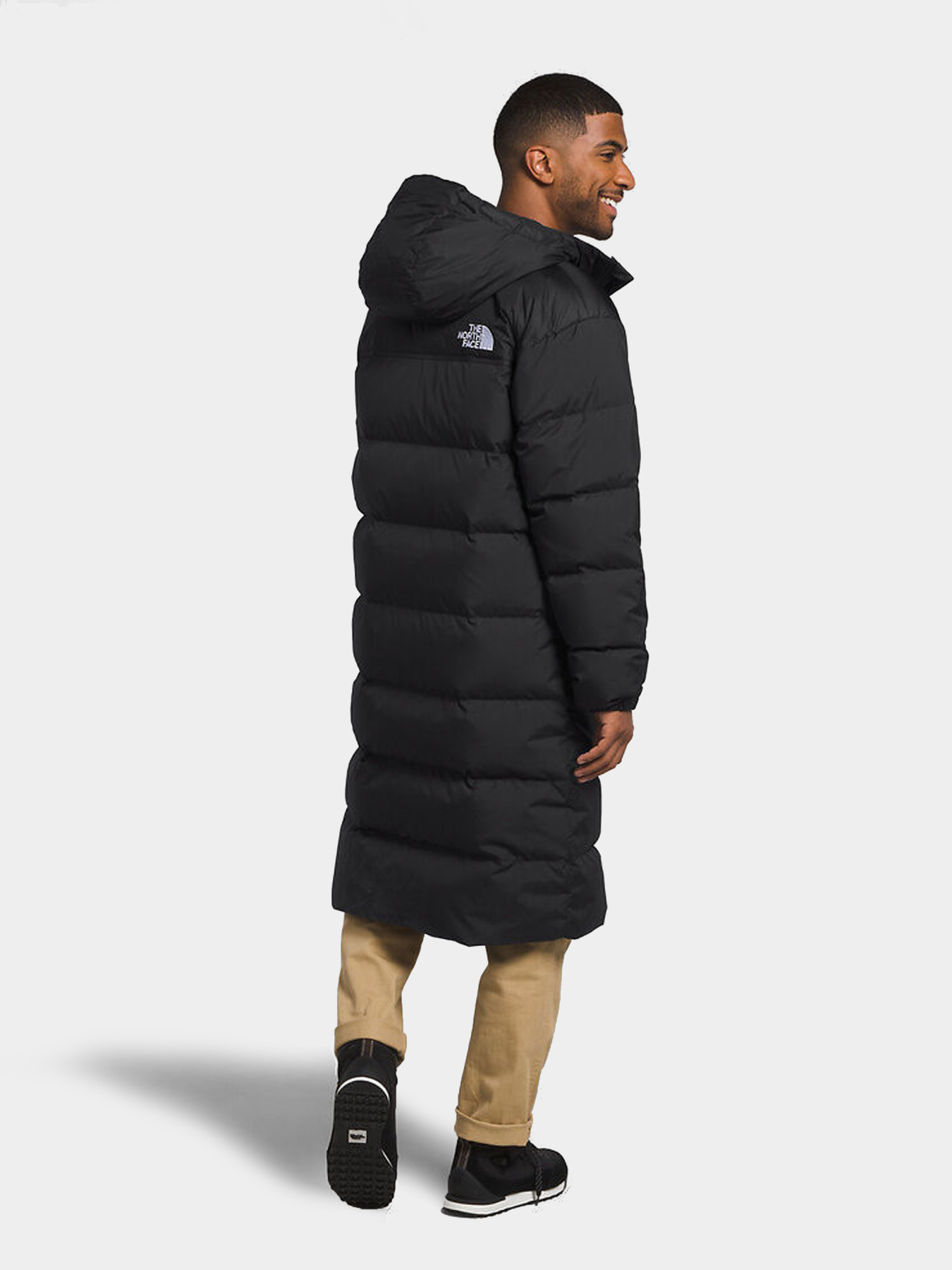 Куртки и дубленки The North Face модель NF0A832J4H01 Фото