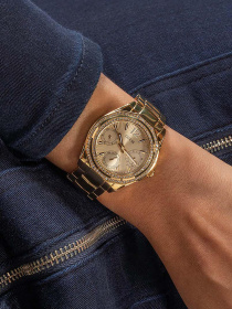 Часы GUESS модель GW0685L2 Фото