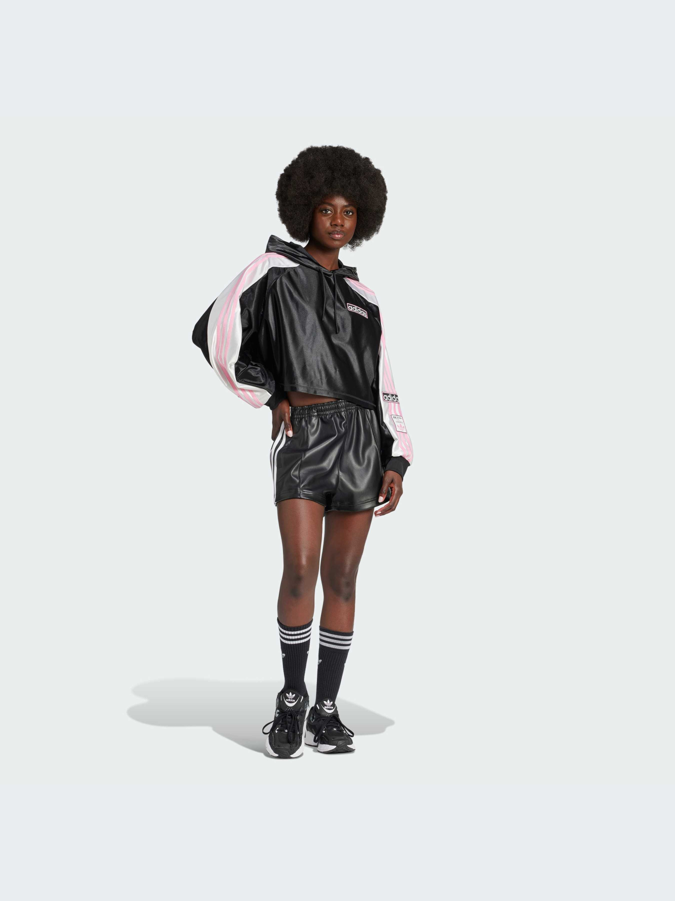 Худи и свитшоты Adidas модель IW5593-KZ Фото