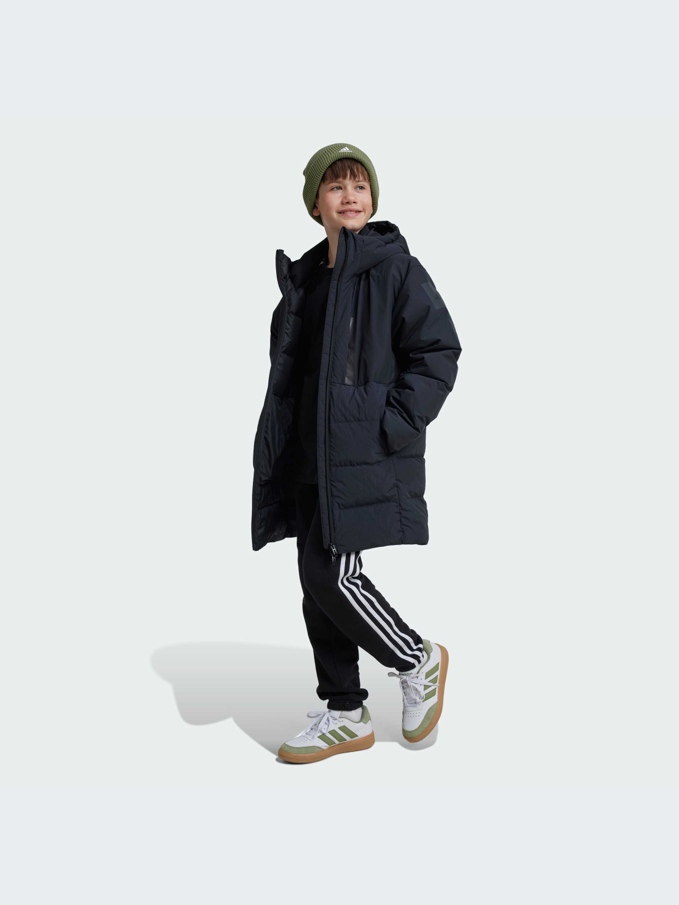 Куртки и дубленки Adidas MyShelter модель JE4120-KZ Фото