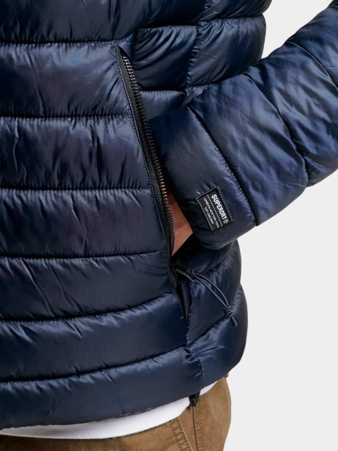 Куртки и дубленки Superdry модель M5011821A98T Фото