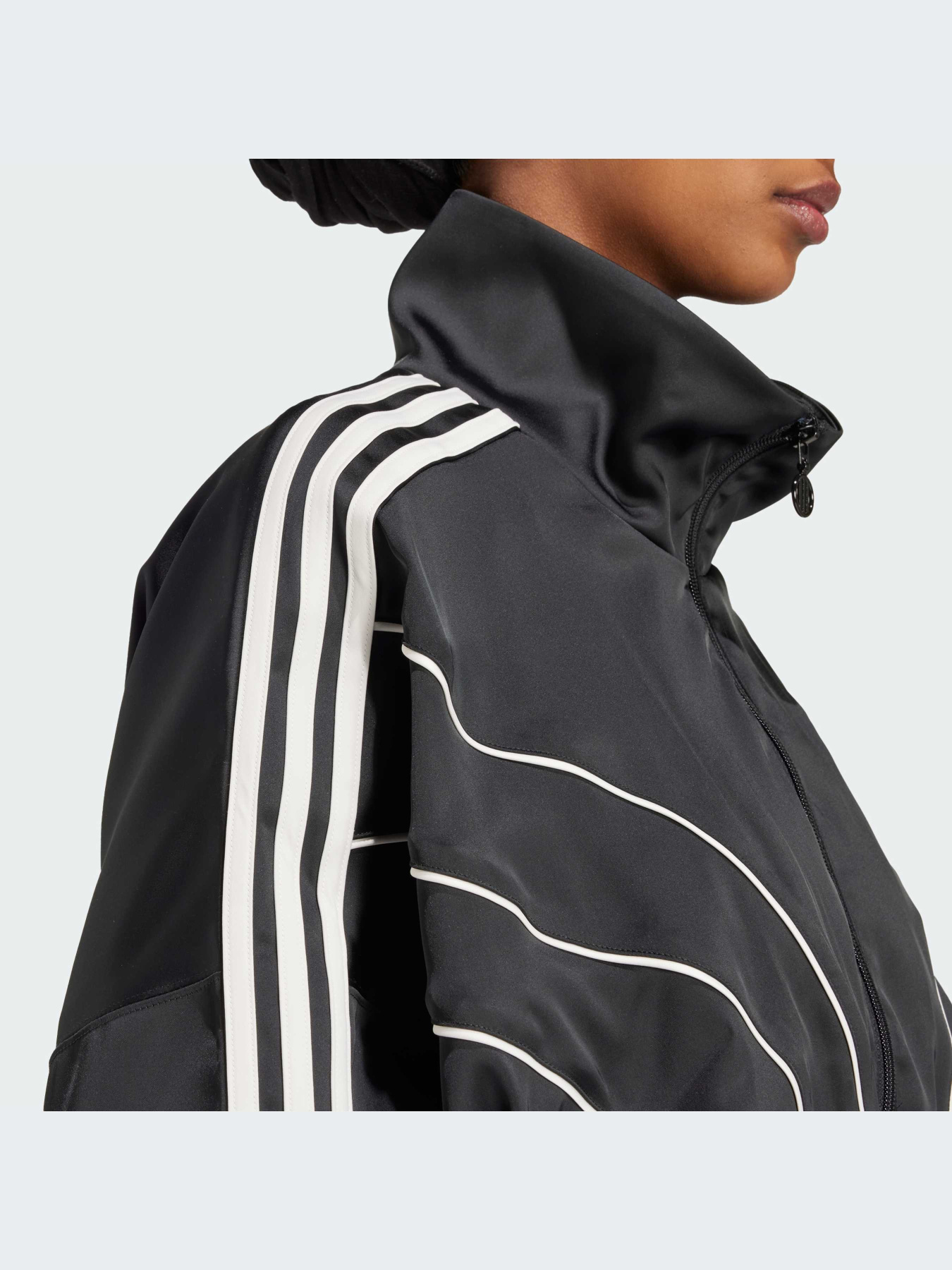 Куртки и дубленки Adidas модель IW5678-KZ Фото