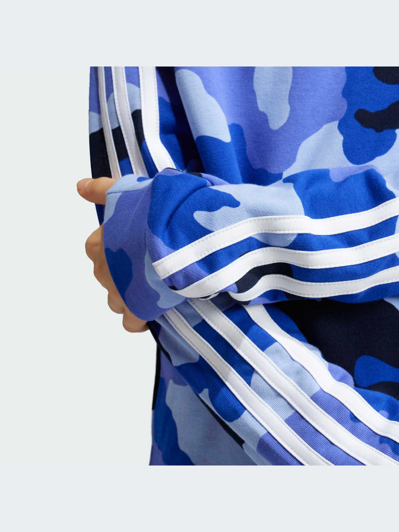 Худи и свитшоты Adidas модель IY4296-KZ Худи и свитшоты Adidas модель IY4296-KZ Фото