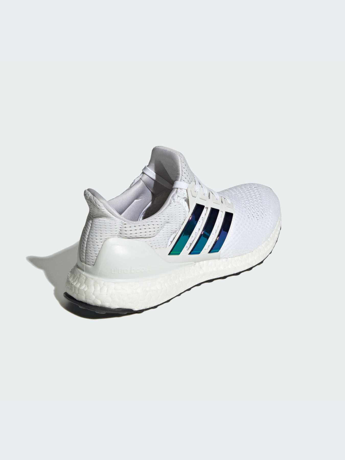 Кроссовки Adidas Ultraboost модель JH6584-KZ Фото