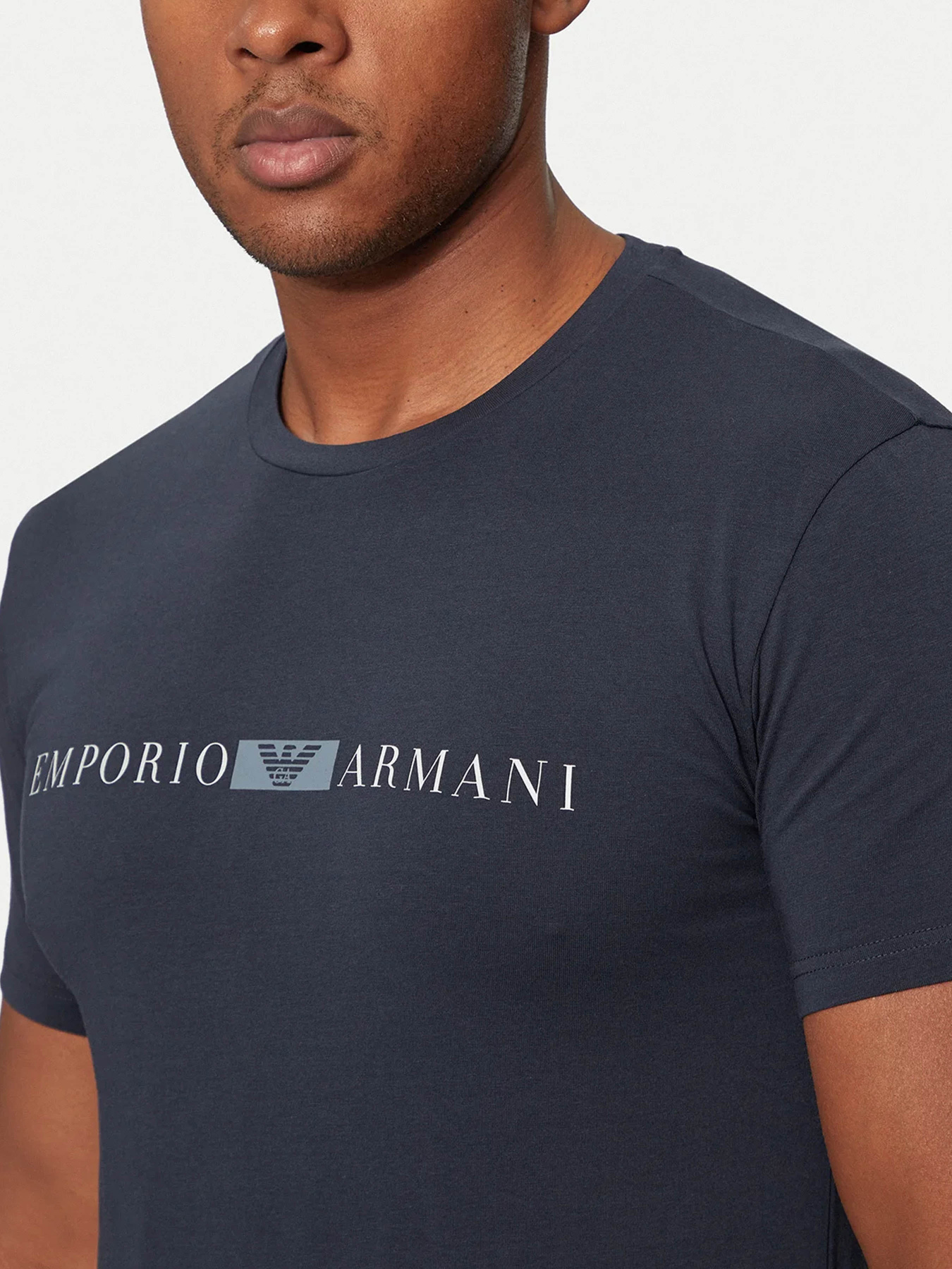 Футболки и поло Emporio Armani модель 111971-4F525-00135 Фото