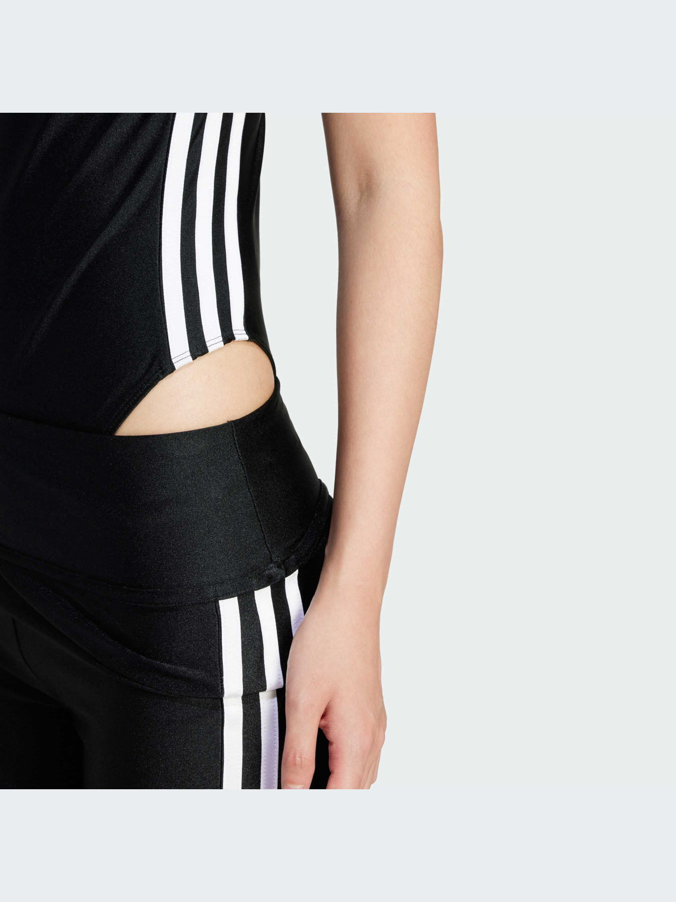 Боди и корсеты Adidas модель IU2430-KZ Фото