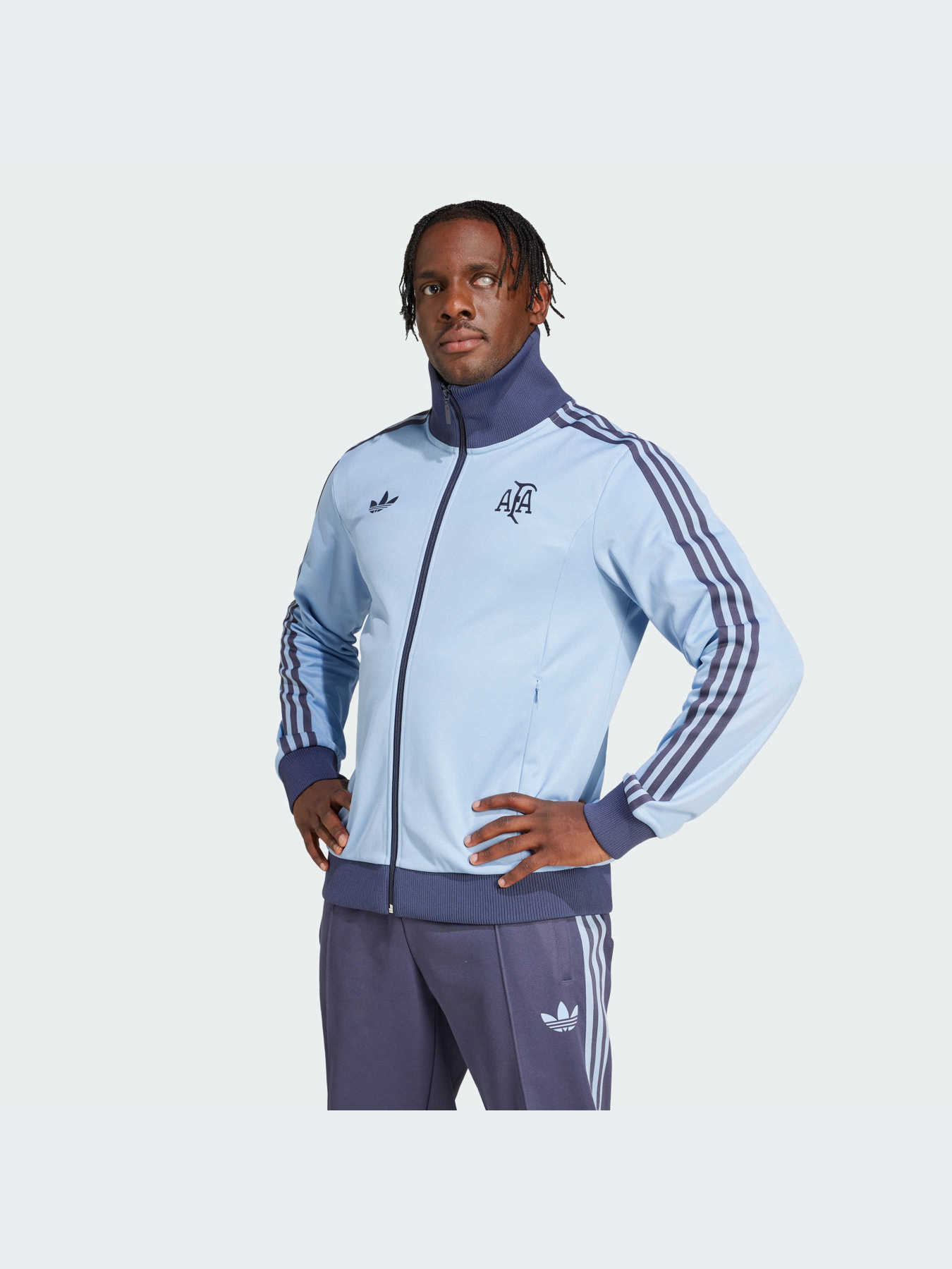 Худи и свитшоты Adidas модель JD9096-KZ Фото