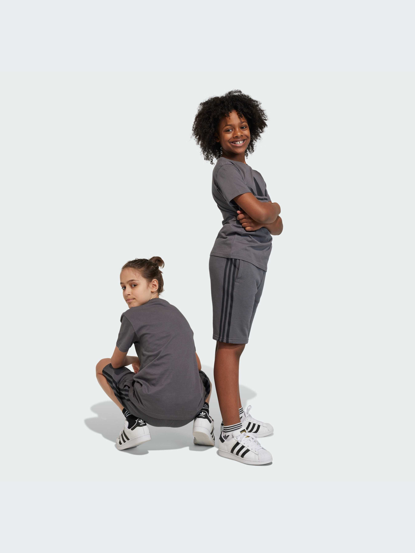 Шорты Adidas Adicolor модель IJ9731-KZ Фото