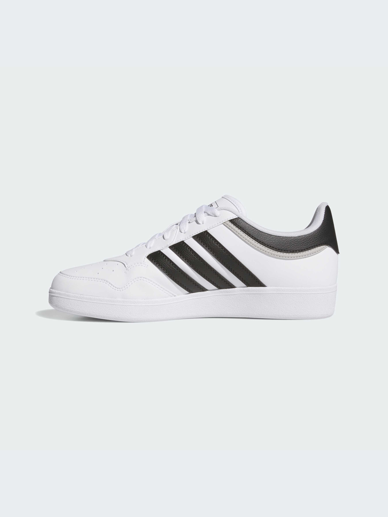 Кроссовки Adidas Hoops модель JQ9985-KZ Кроссовки Adidas Hoops модель JQ9985-KZ Фото