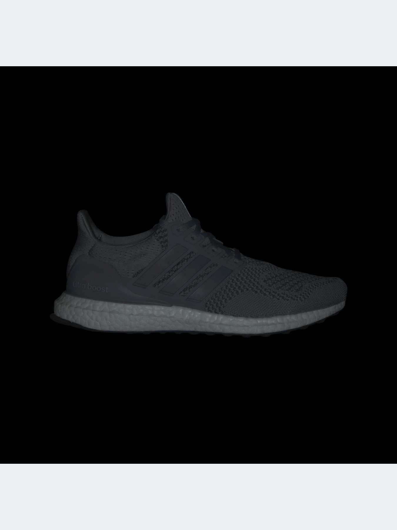 Кроссовки Adidas Ultraboost модель HQ4200-KZ Кроссовки Adidas Ultraboost модель HQ4200-KZ Фото