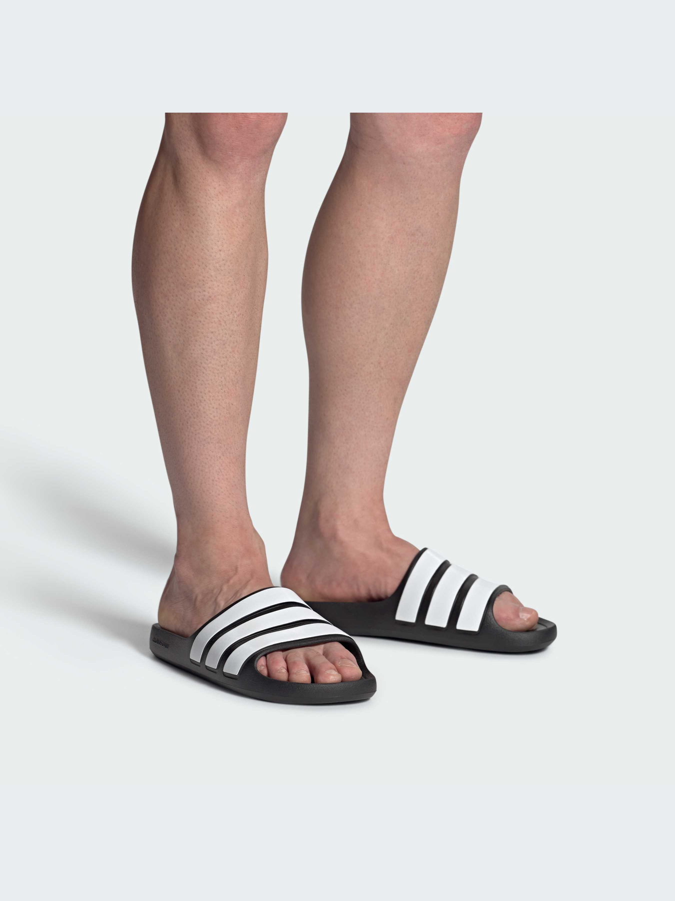 Шлёпанцы Adidas Adilette модель IF4134-KZ Шлёпанцы Adidas Adilette модель IF4134-KZ Фото