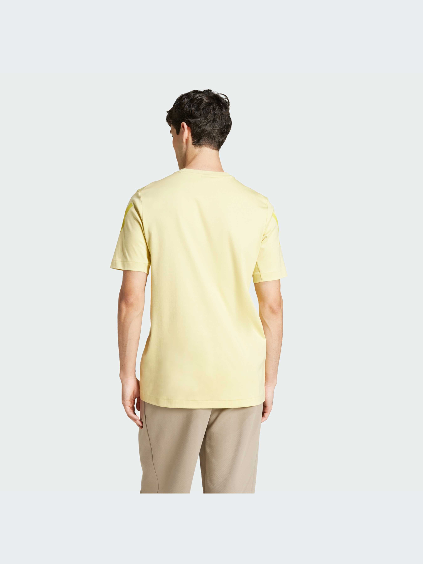 Футболки и поло Adidas ZNE модель JD5981-KZ Футболки и поло Adidas ZNE модель JD5981-KZ Фото