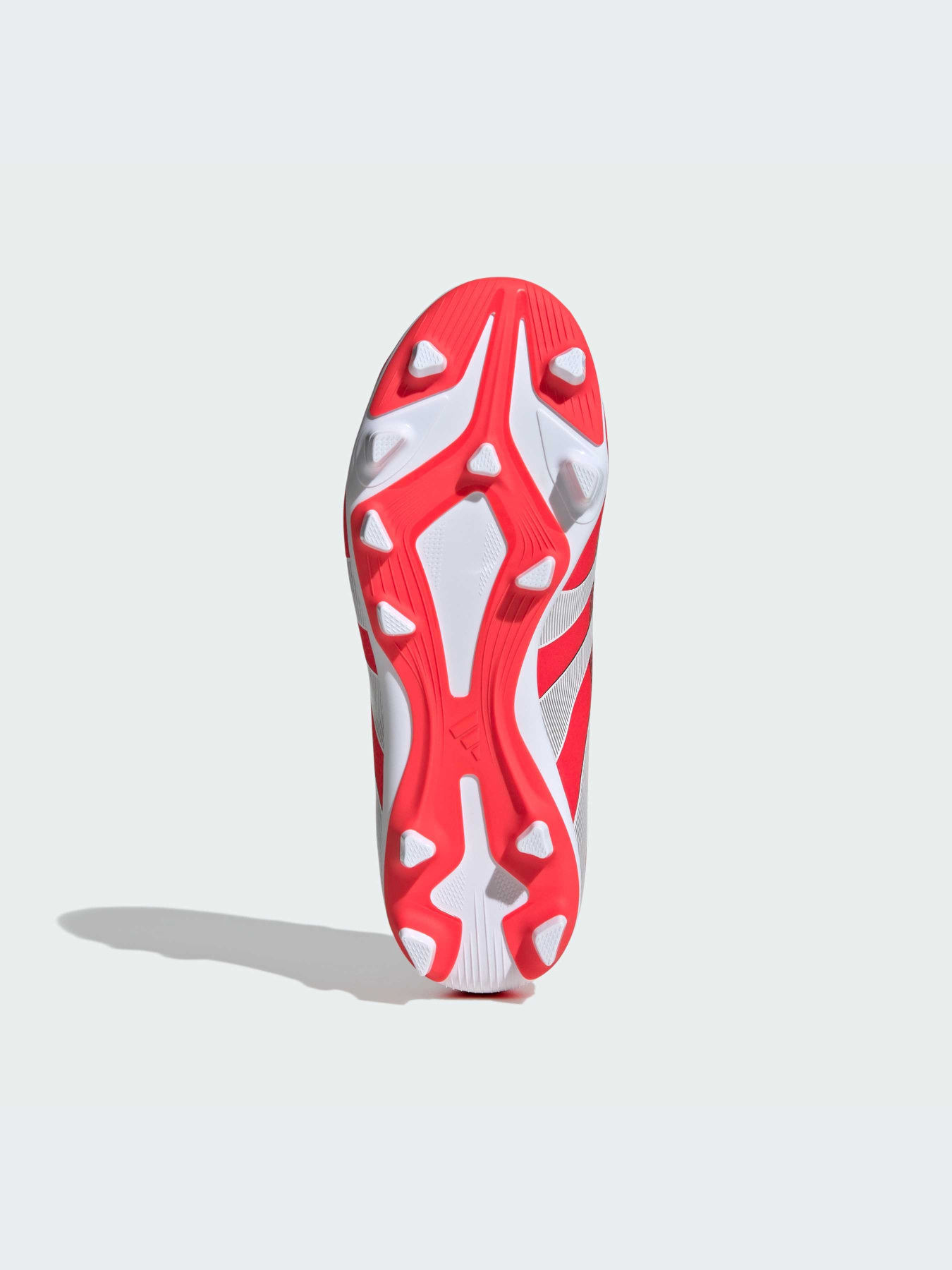 Кроссовки Adidas Predator модель ID3813-KZ Фото