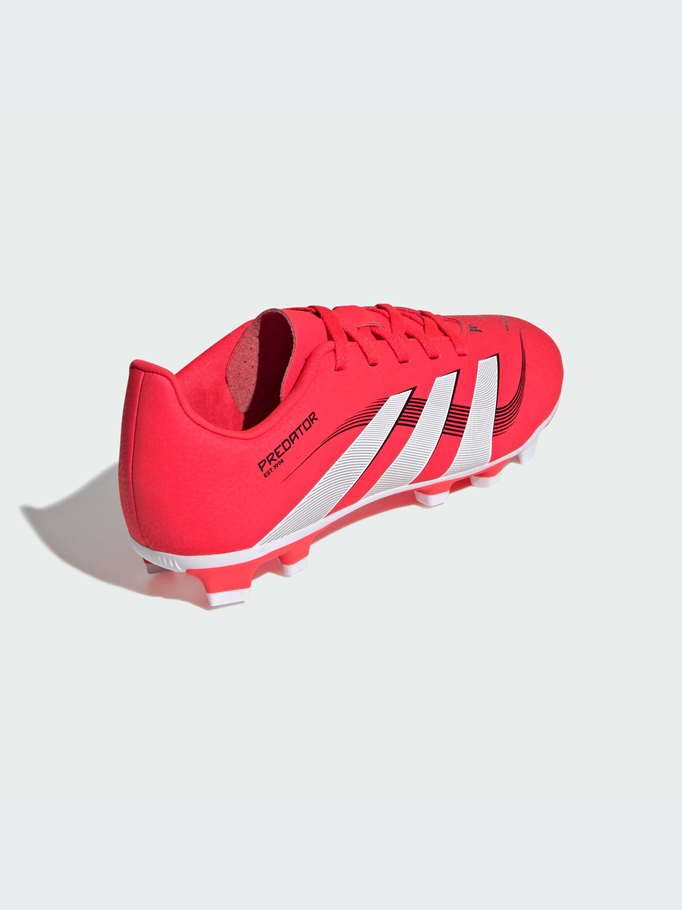 Кроссовки Adidas Predator модель ID3813-KZ Фото