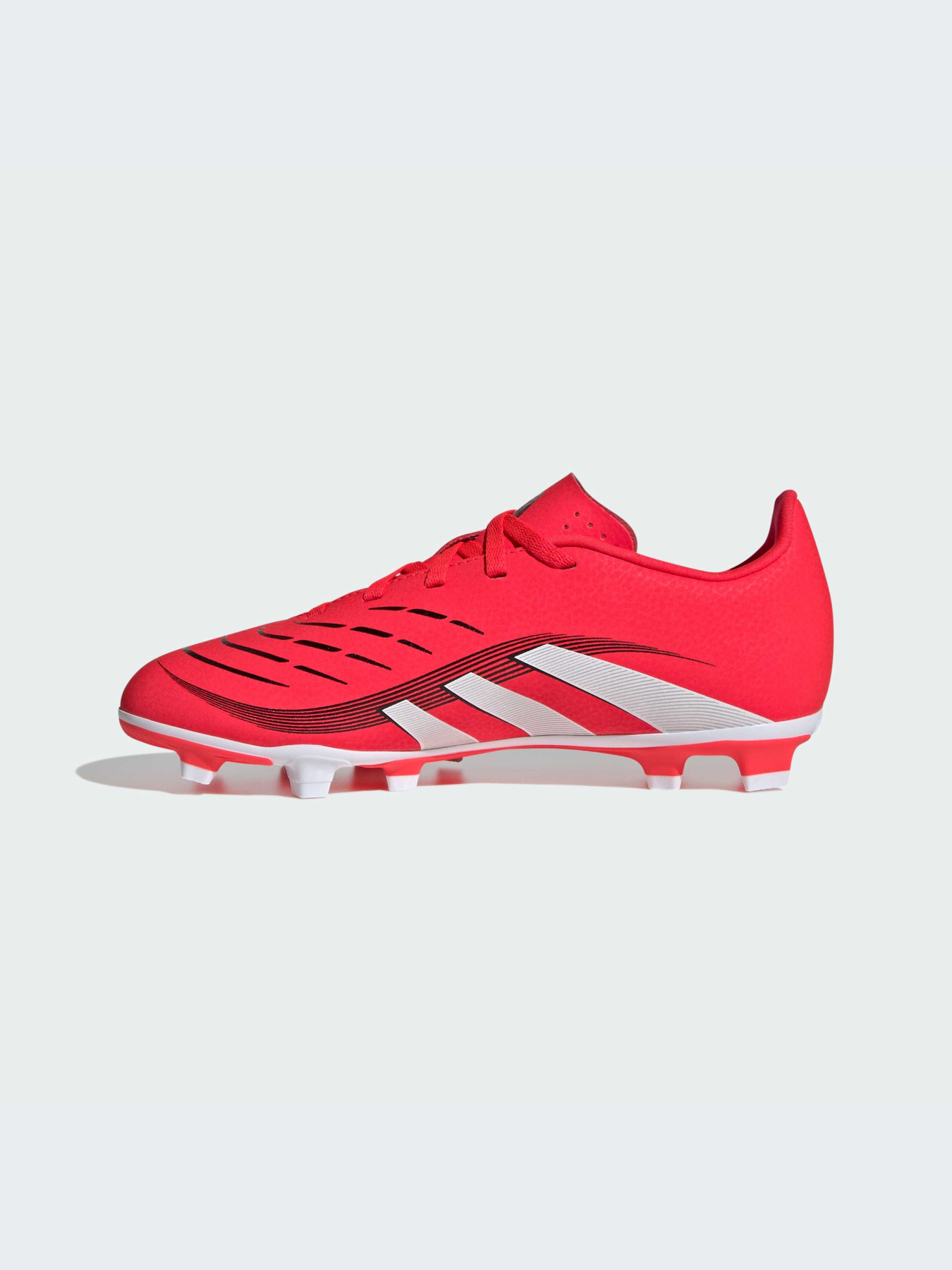 Кроссовки Adidas Predator модель ID3813-KZ Фото