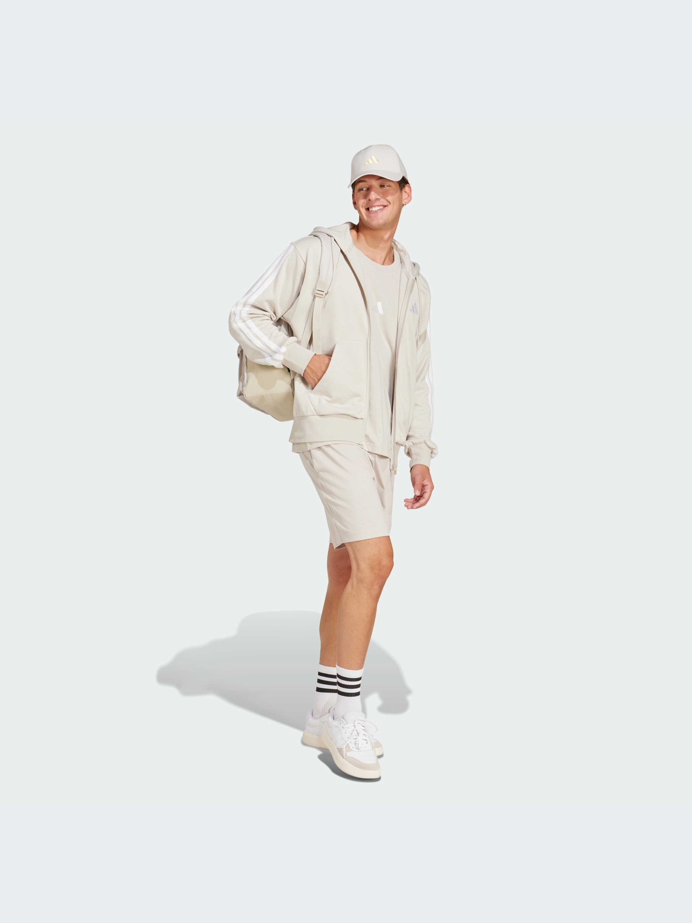 Худи и свитшоты Adidas модель JE6340-KZ Худи и свитшоты Adidas модель JE6340-KZ Фото