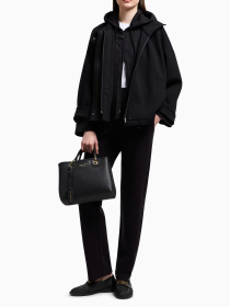 Куртки и дубленки Emporio Armani модель EW000473-AF12910-UC001 Фото