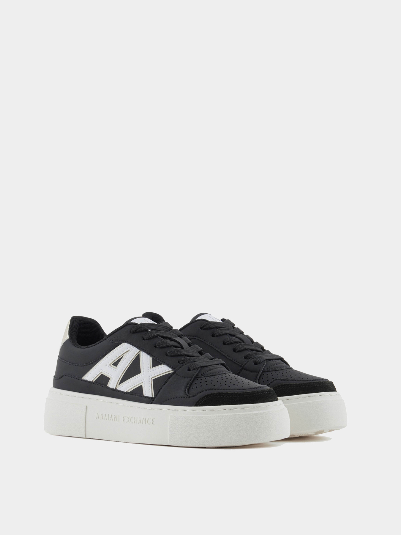 Кроссовки Armani Exchange модель XDX147-XV830-T780 Фото