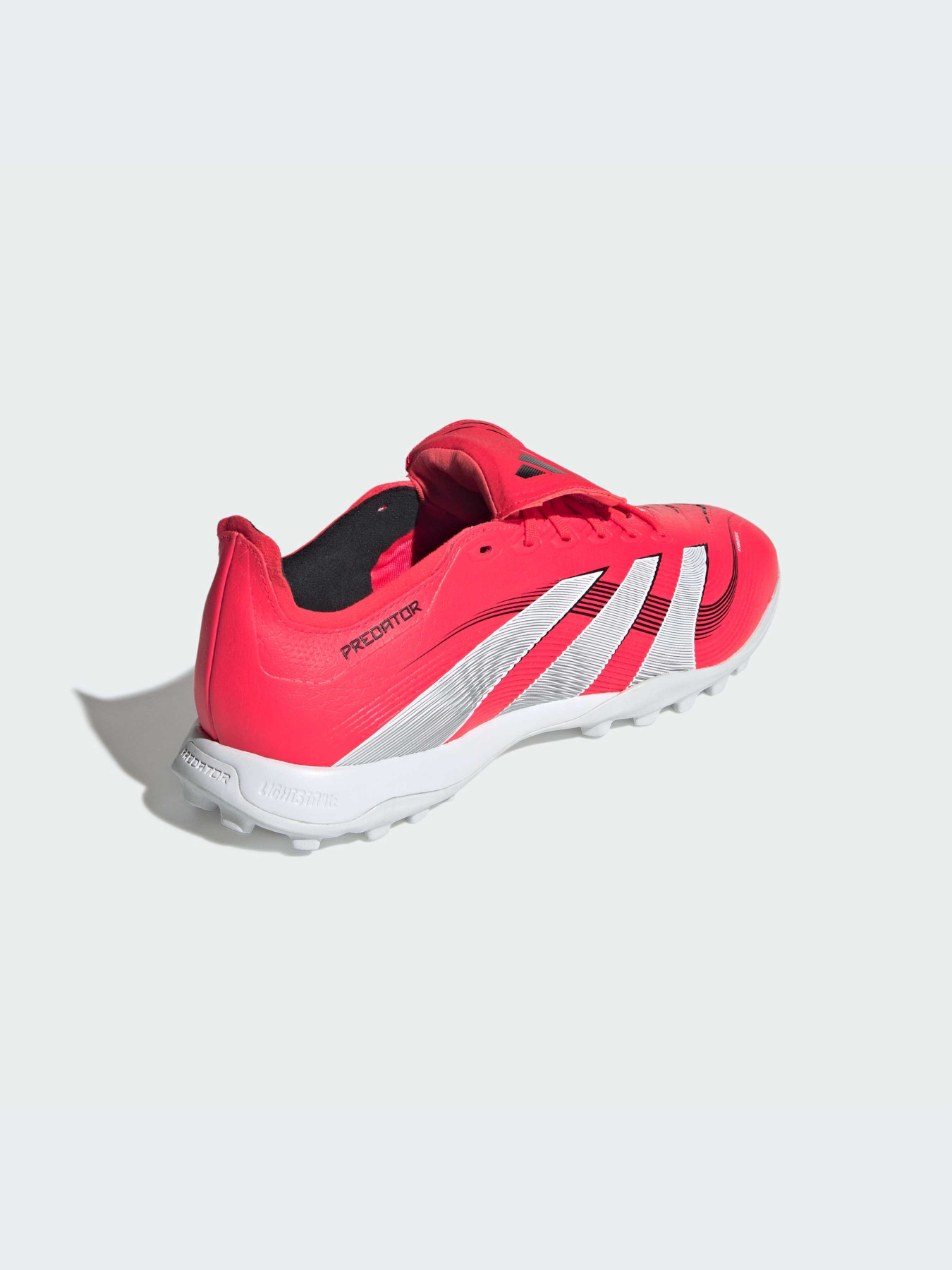 Кроссовки Adidas Predator модель JS0384-KZ Фото