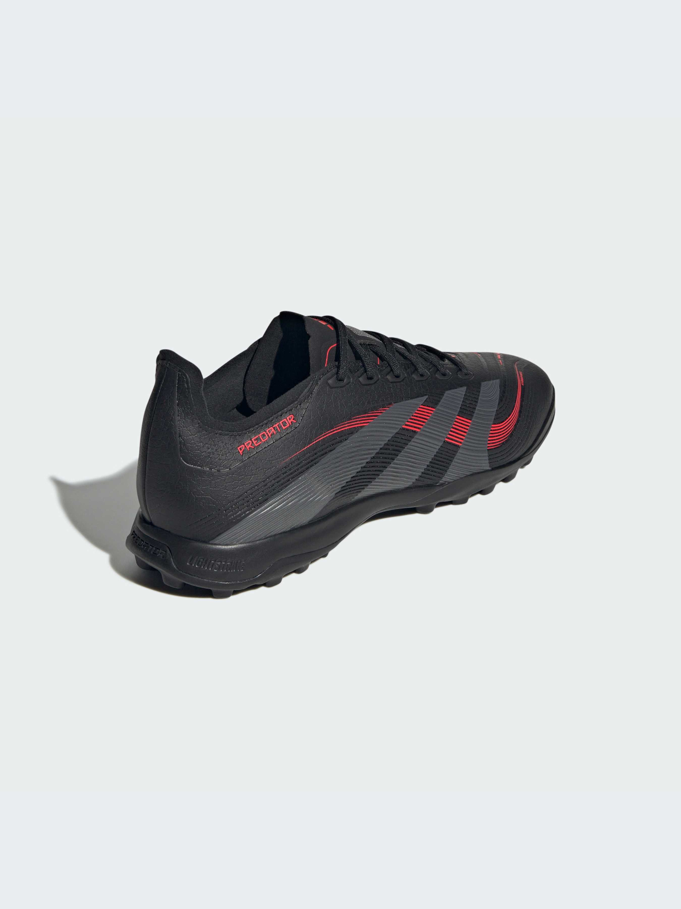 Кроссовки Adidas Predator модель ID3768-KZ Фото