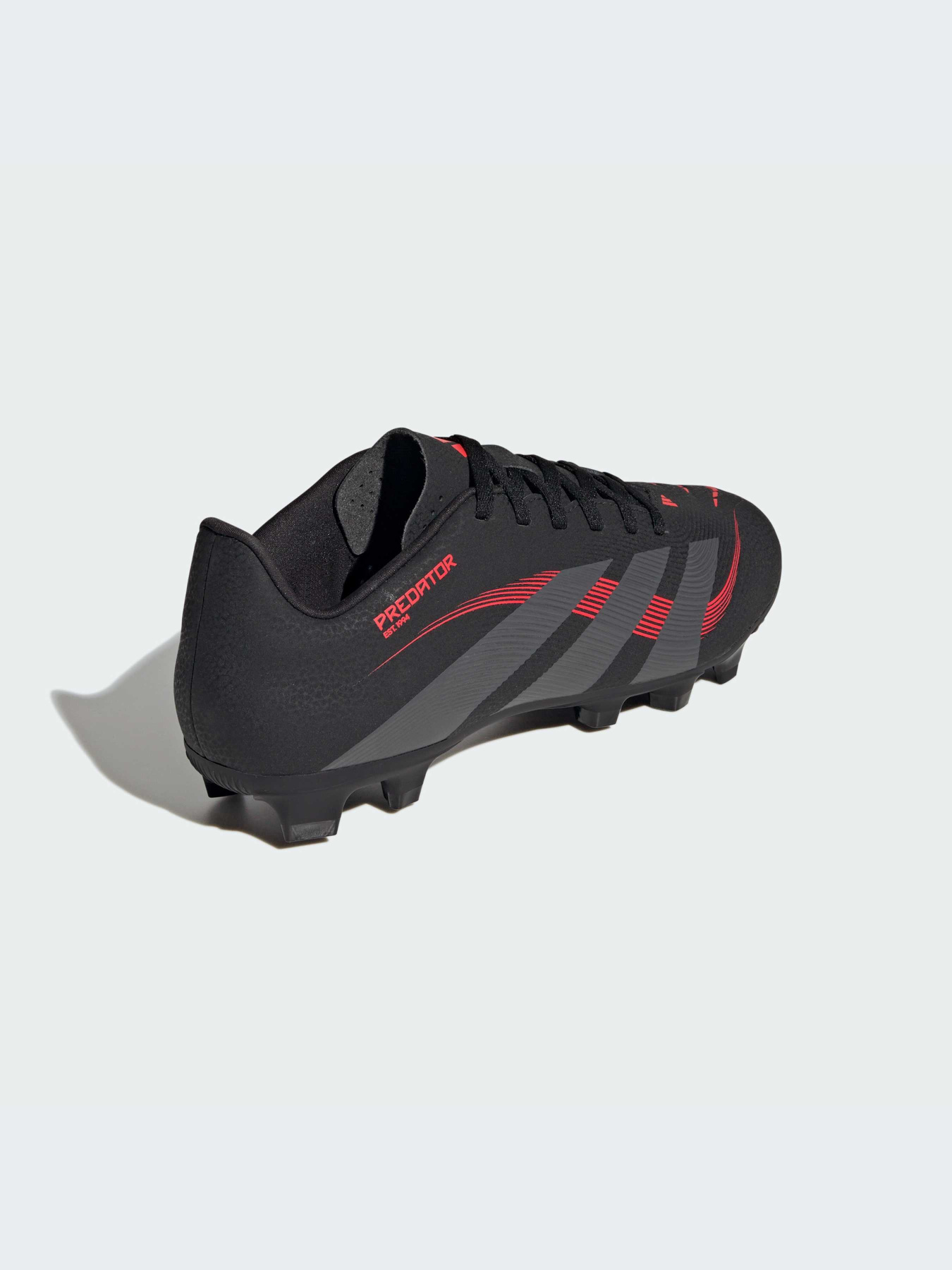 Кроссовки Adidas Predator модель ID1325-KZ Фото