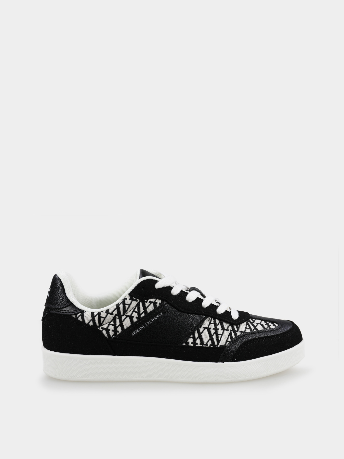 Кроссовки Armani Exchange модель XDX183-XV933-N814 Фото