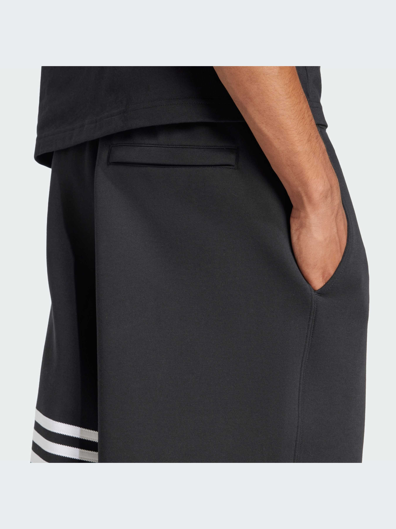 Шорты Adidas Adicolor модель JC9941-KZ Шорты Adidas Adicolor модель JC9941-KZ Фото