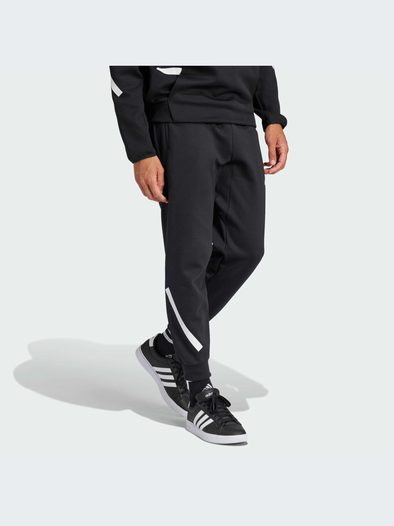 Брюки Adidas ZNE модель JD5983-KZ Фото