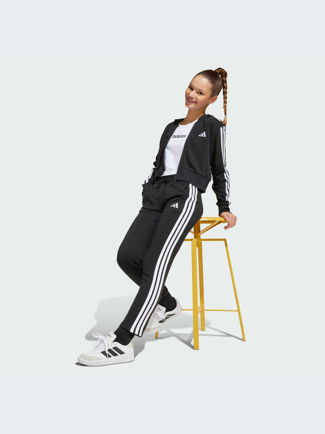Худи и свитшоты Adidas модель JJ0956-KZ Фото