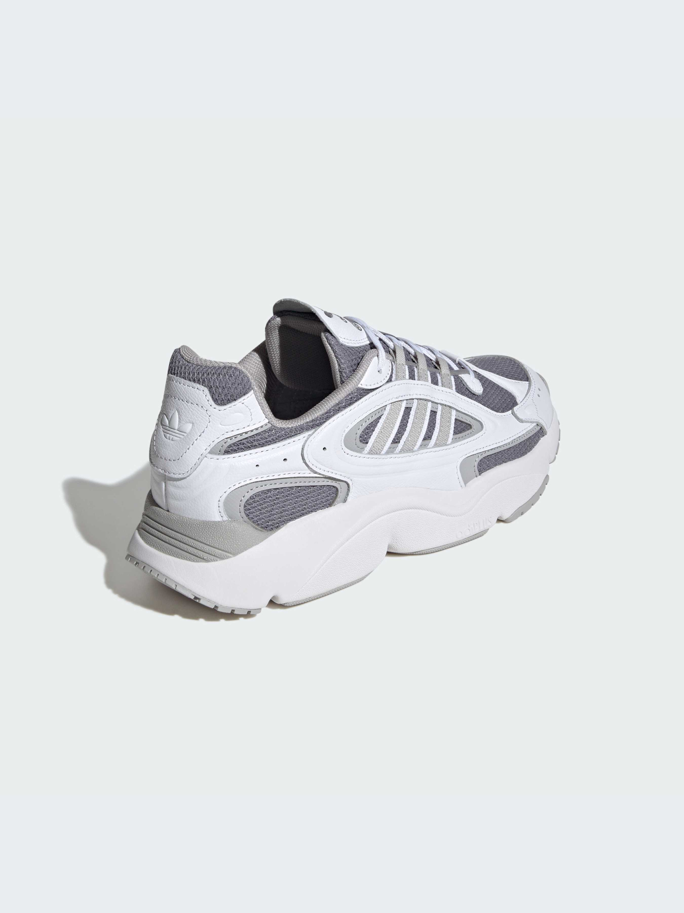 Кроссовки Adidas Ozweego модель JI2634-KZ Фото