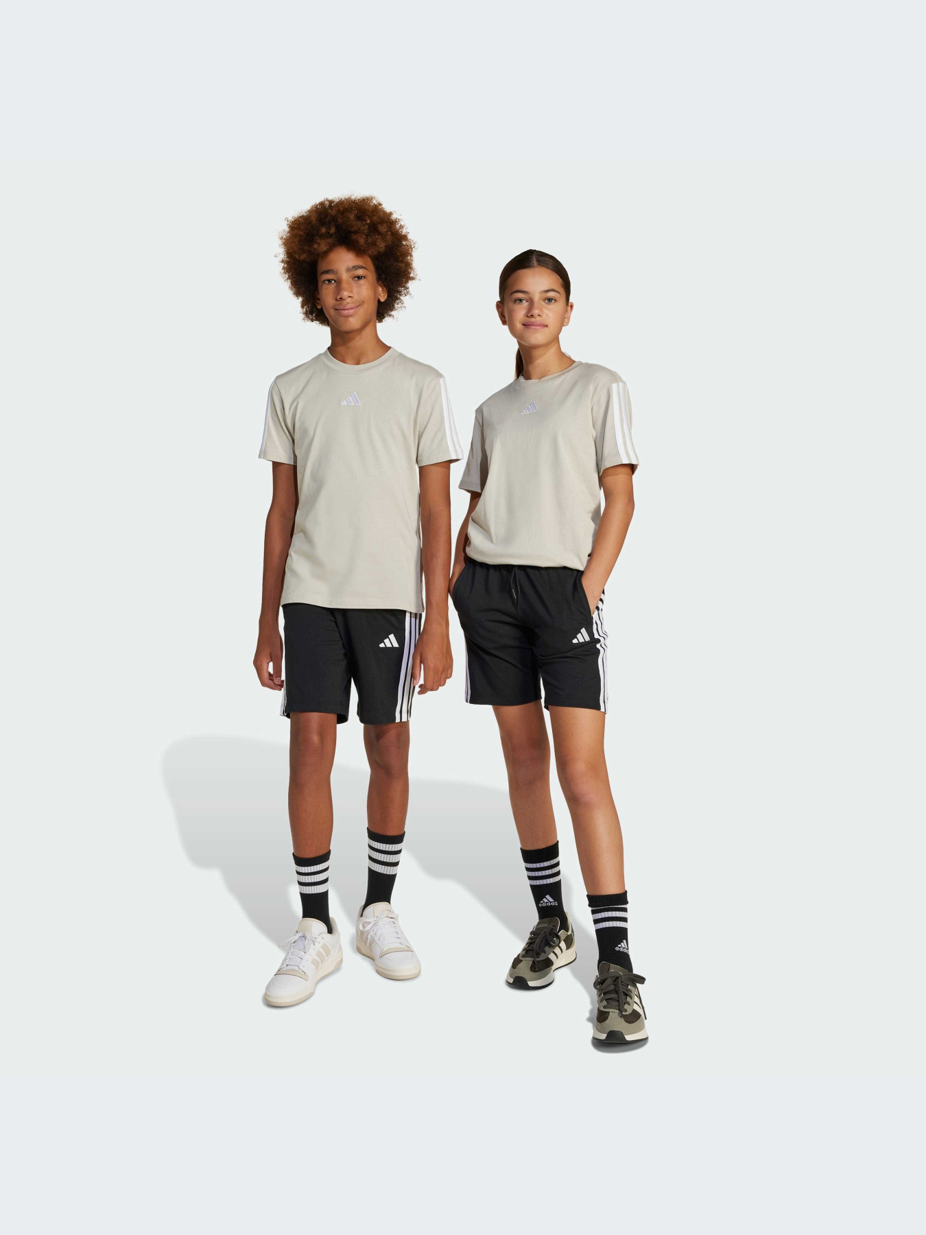 Шорты Adidas модель JE0310-KZ Фото