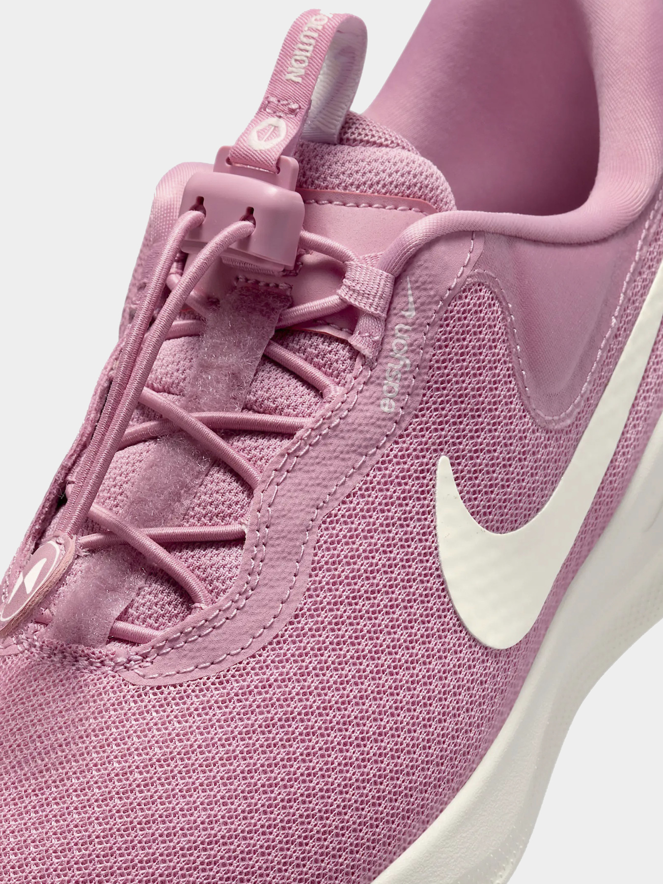 Кроссовки NIKE модель FN7999-601 Фото