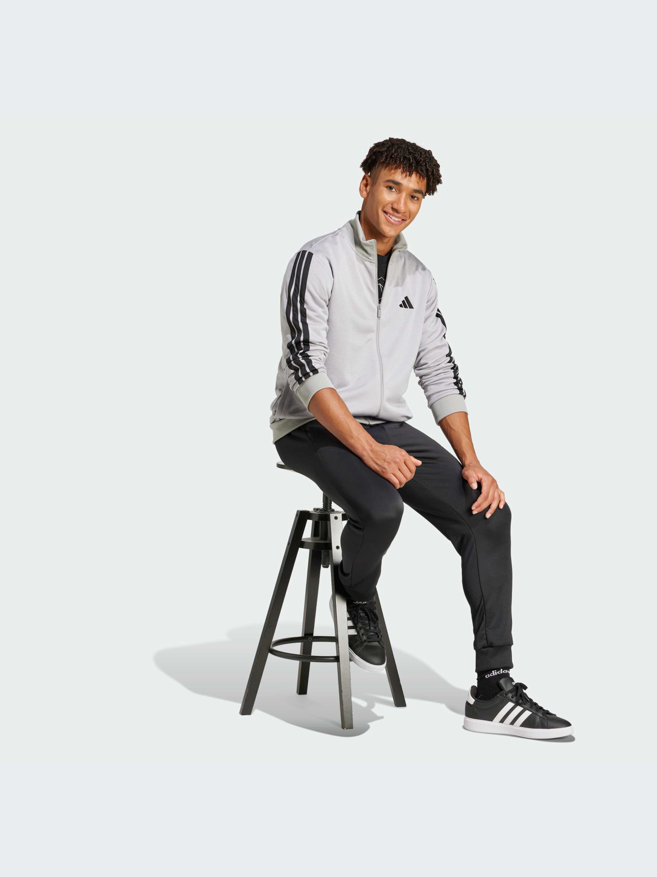 Костюмы Adidas 3 Stripes модель JI8876-KZ Фото