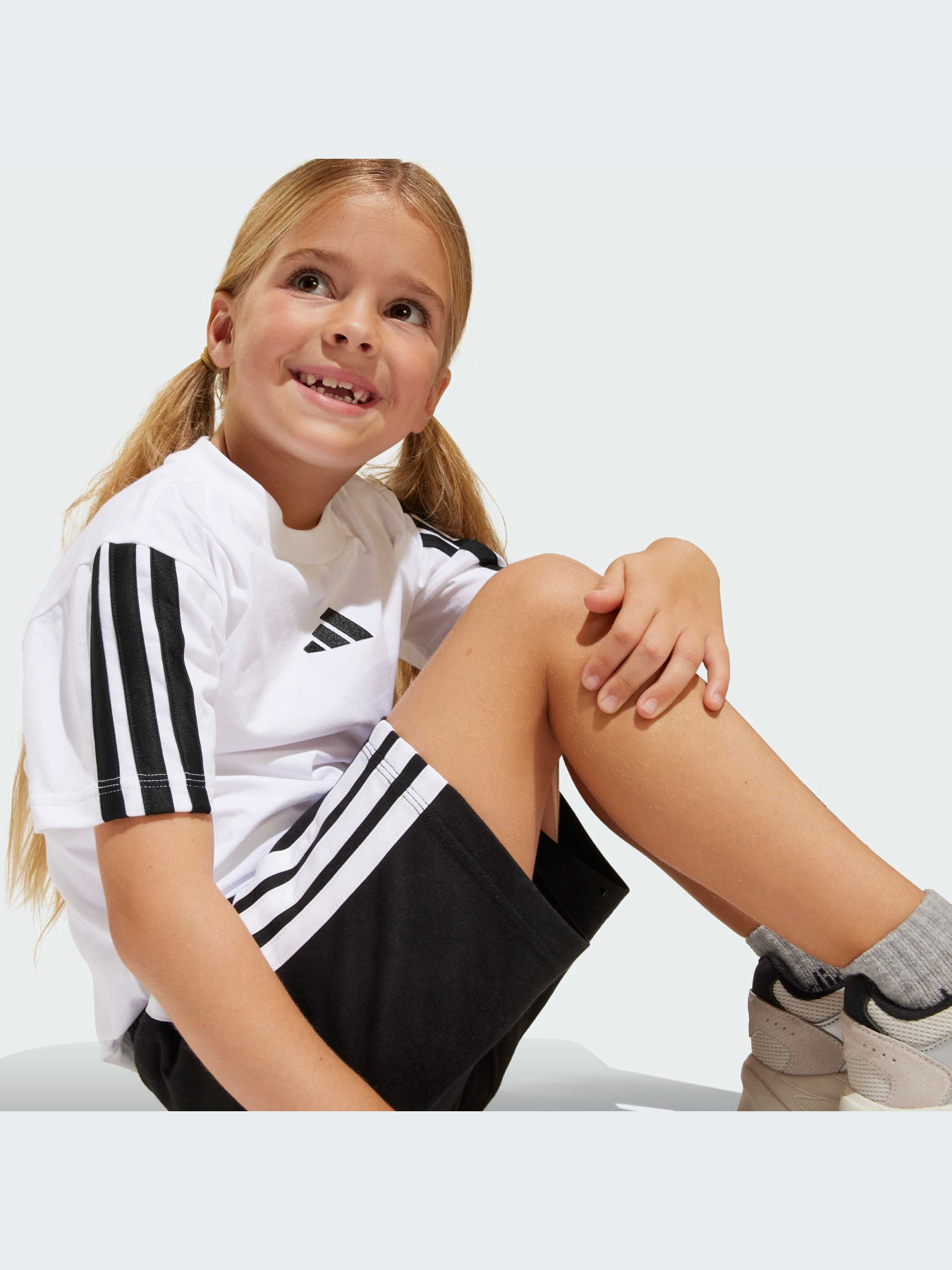 Костюмы Adidas модель JE1401-KZ Фото