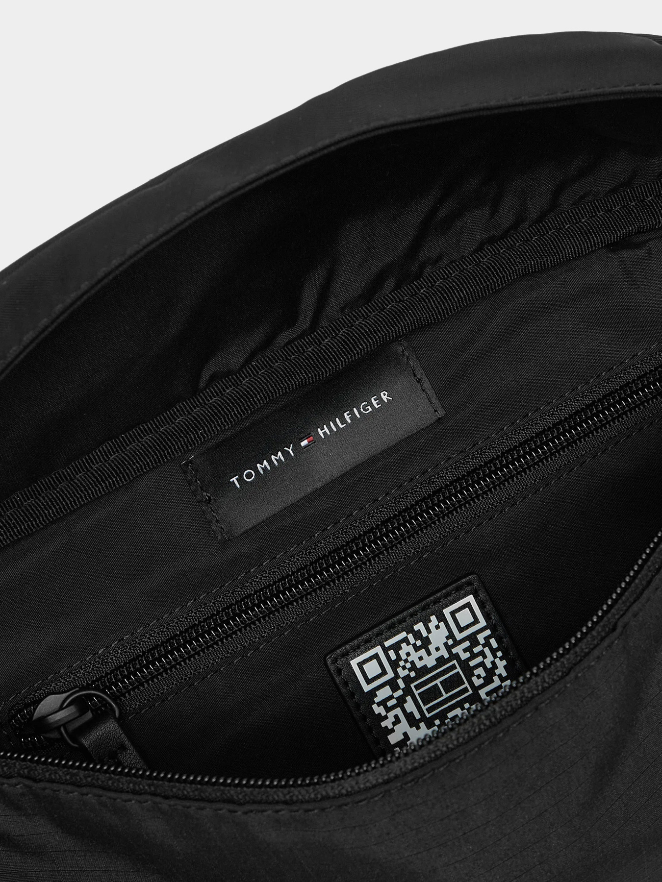 Сумки Tommy Hilfiger модель AM0AM13299-BDS Фото