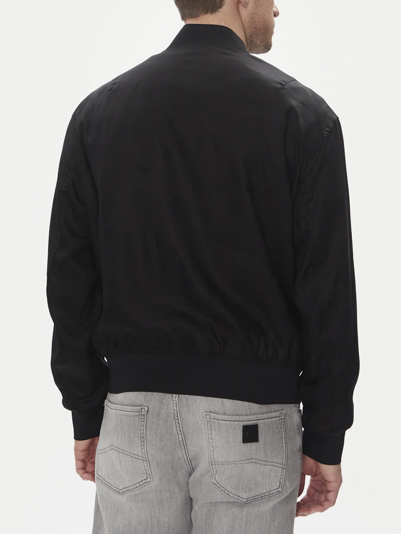 Куртки и дубленки Armani Exchange модель XM000390-AF13170-FC039 Фото
