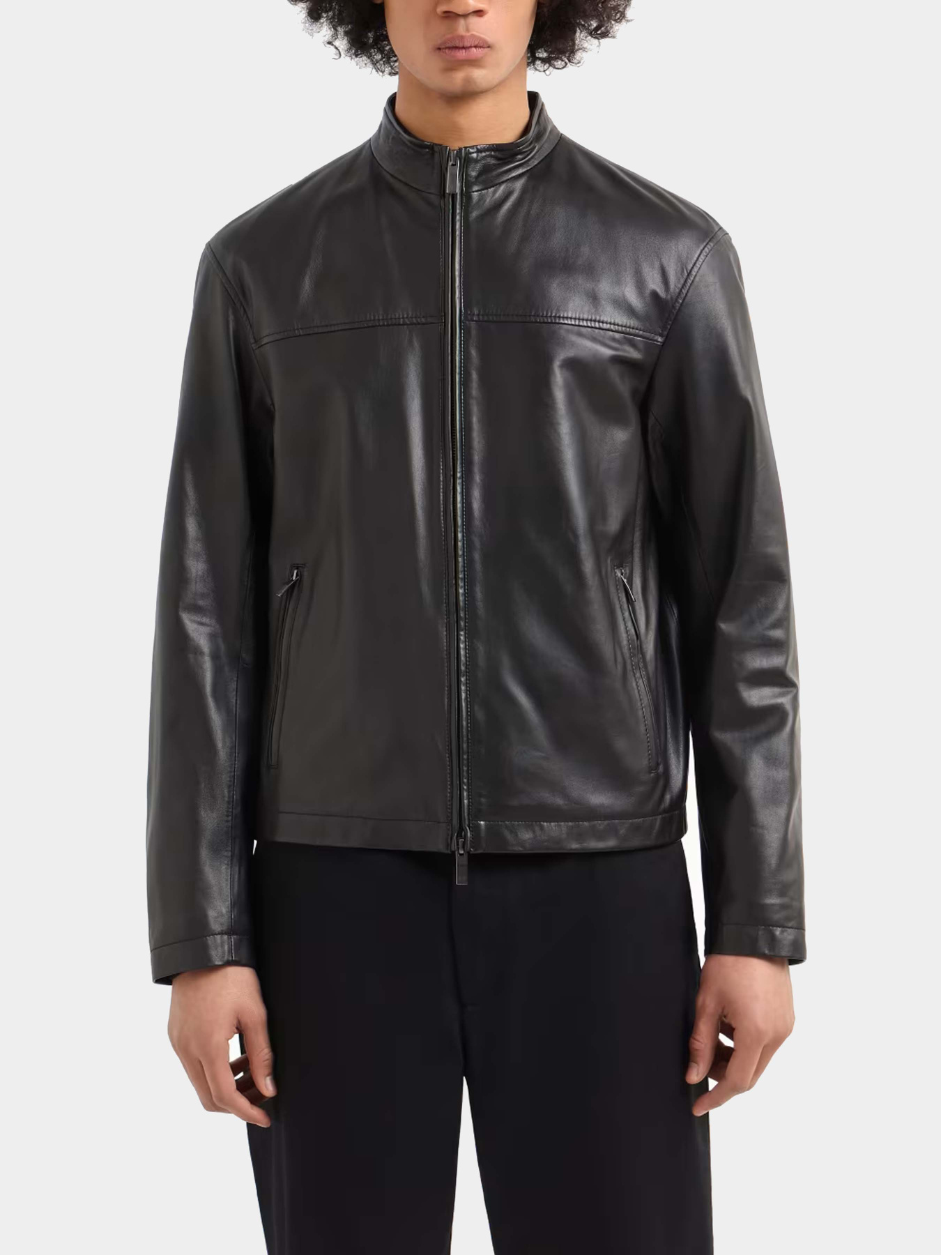 Куртки и дубленки Armani Exchange модель XM000448-AF13136-UC001 Куртки и дубленки Armani Exchange модель XM000448-AF13136-UC001 Фото