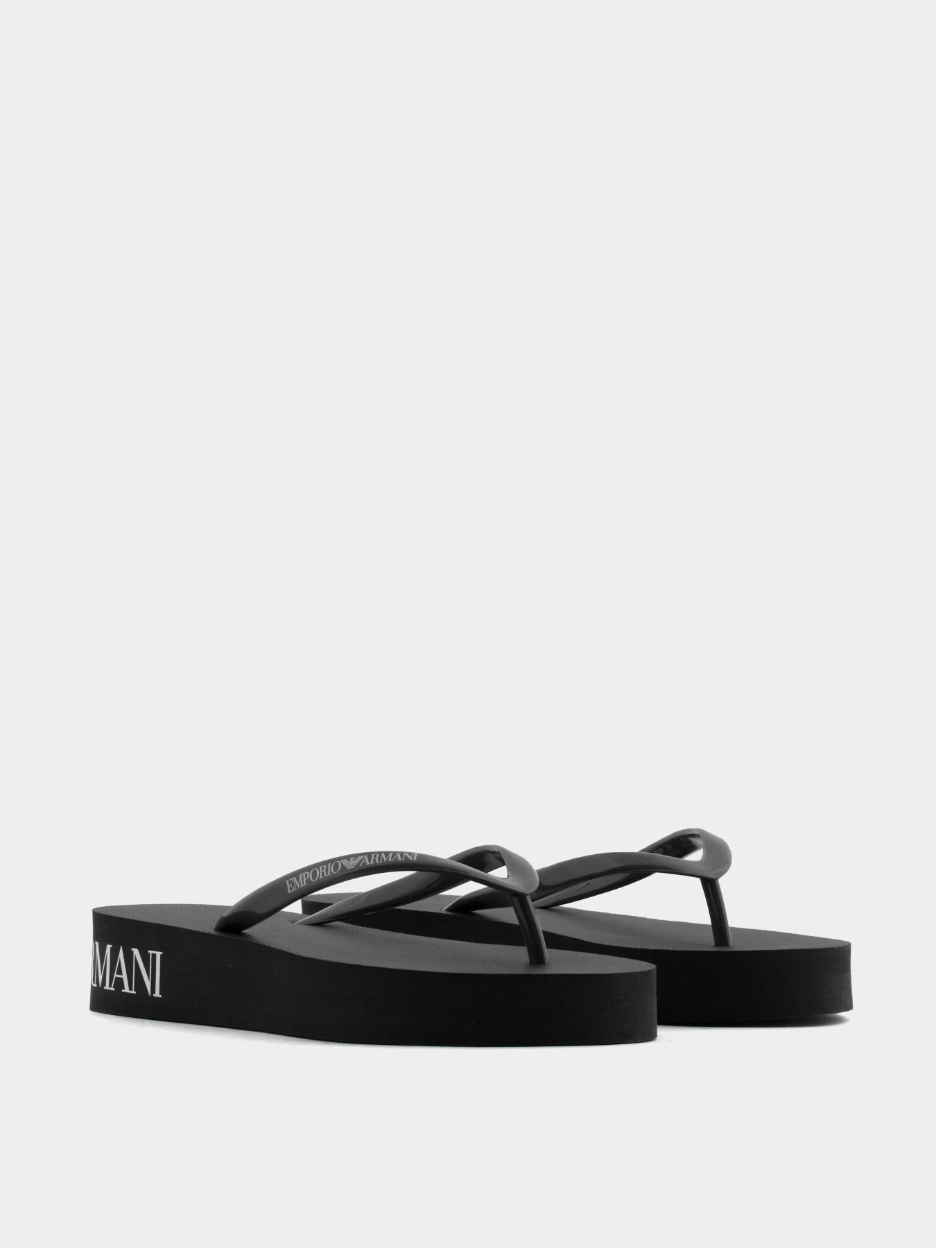 Шлёпанцы Emporio Armani модель XVQS09-XN118-00002 Фото