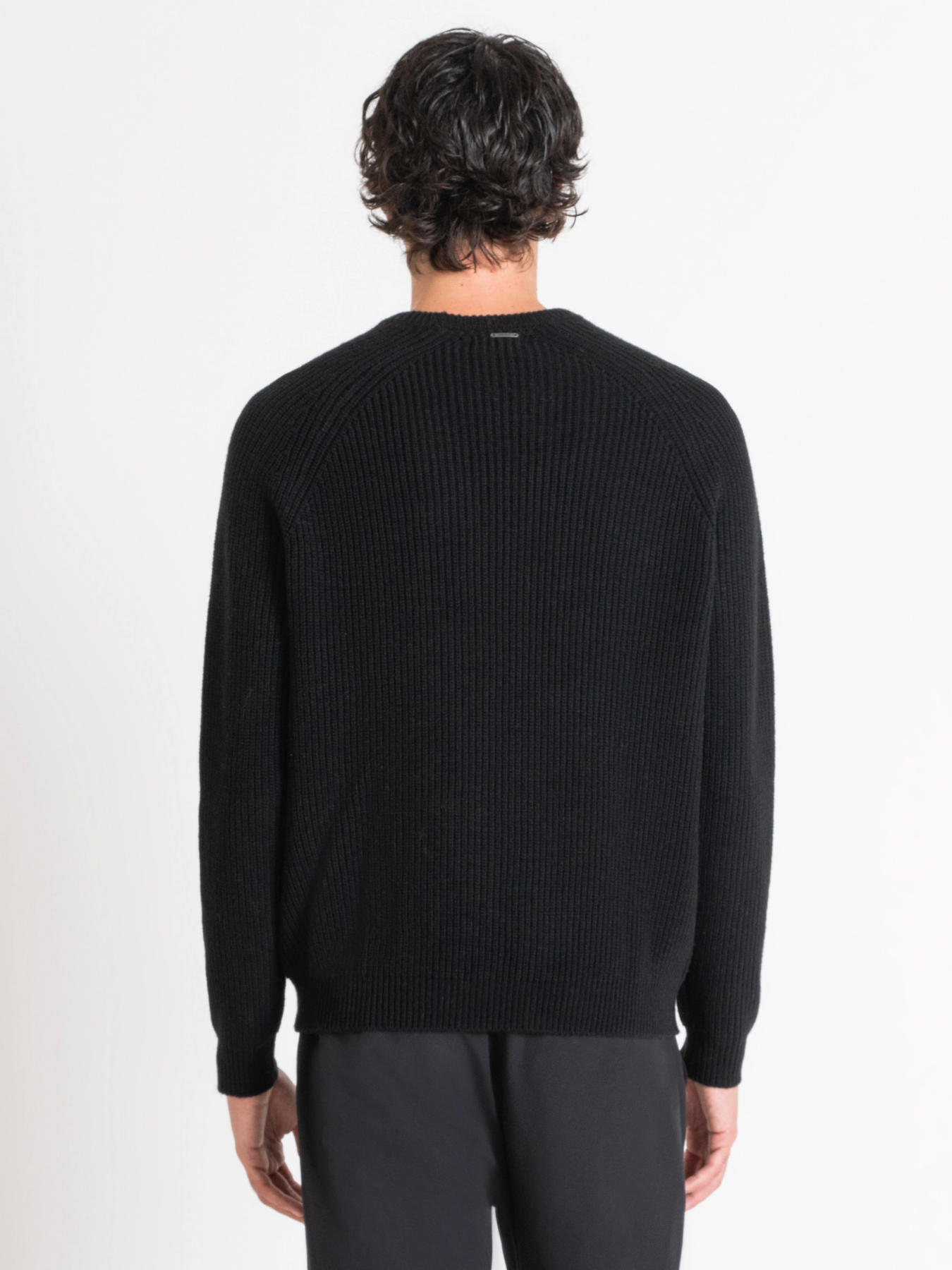 Худи и свитшоты Antony Morato модель MMSW01487-YA400146-9000 Фото