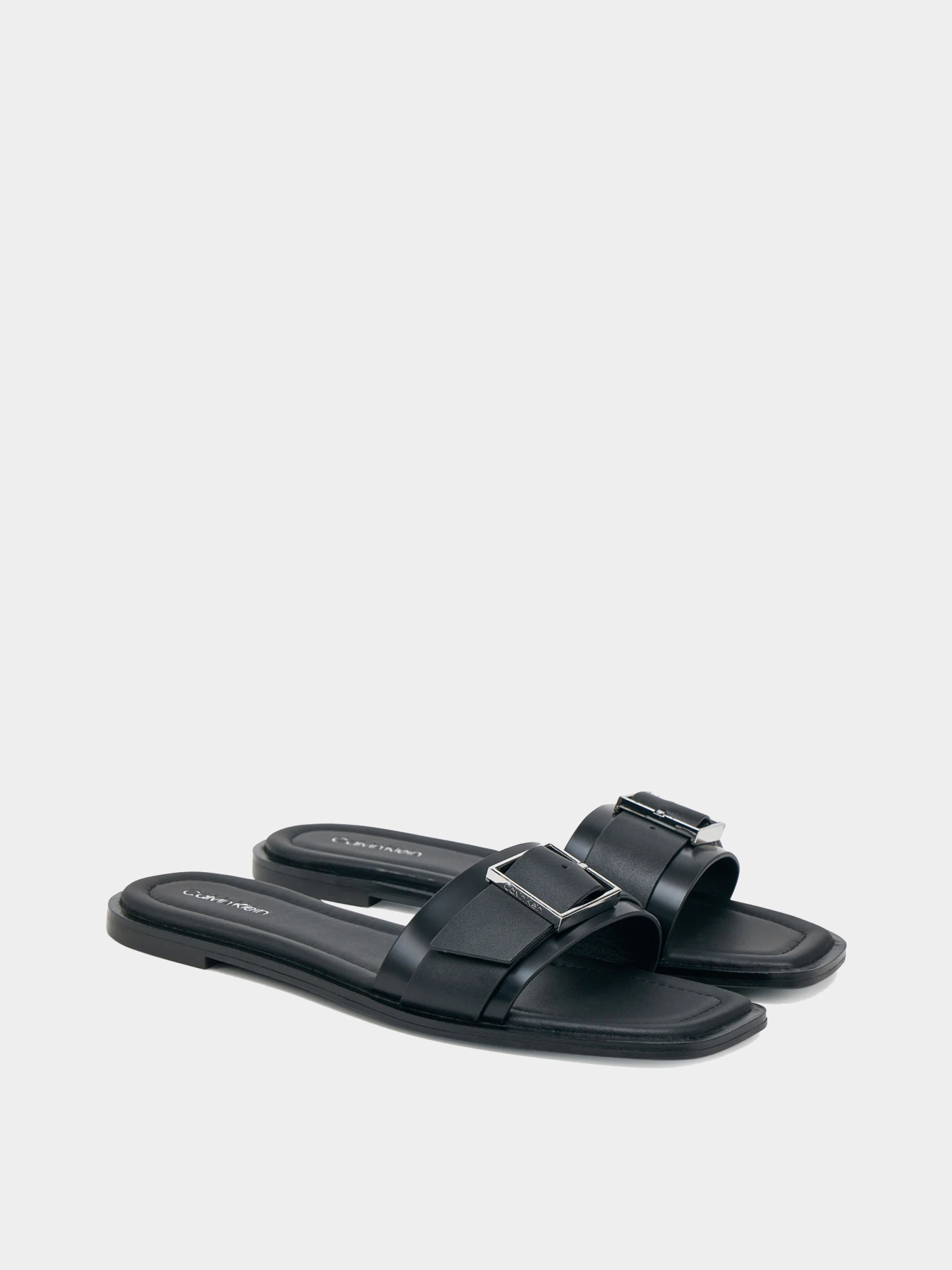 Шлёпанцы Calvin Klein модель HW0HW02490-BEH Фото