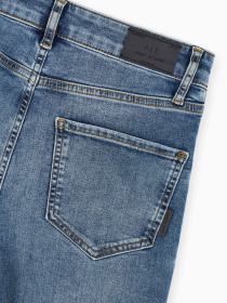 Джинсы Armani Exchange модель XW000072-AF14654-MB001 Фото