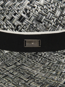 Шапки и кепки Emporio Armani модель EW001620-AF15067-UC001 Фото