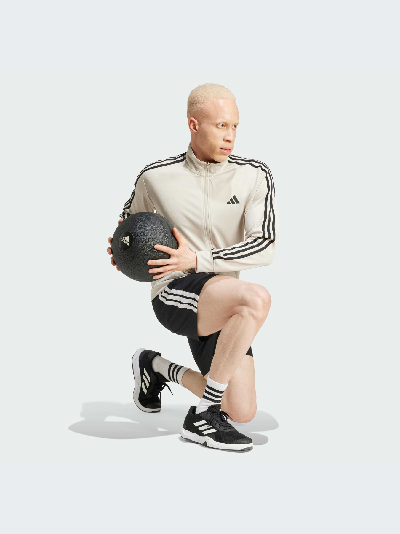 Худи и свитшоты Adidas модель JD0165-KZ Фото