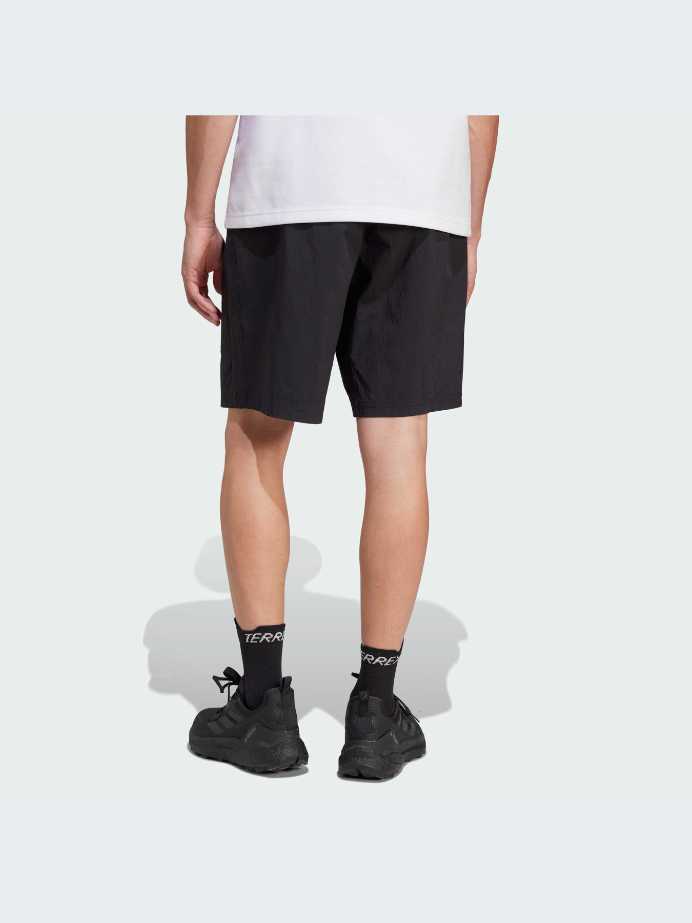 Шорты Adidas модель JD5845-KZ Фото