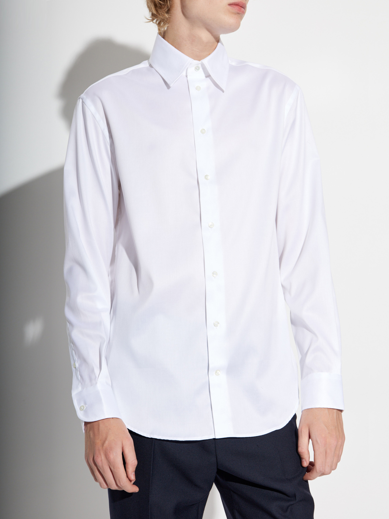 Рубашки Emporio Armani модель EM000194-TE10156-U0002 Фото