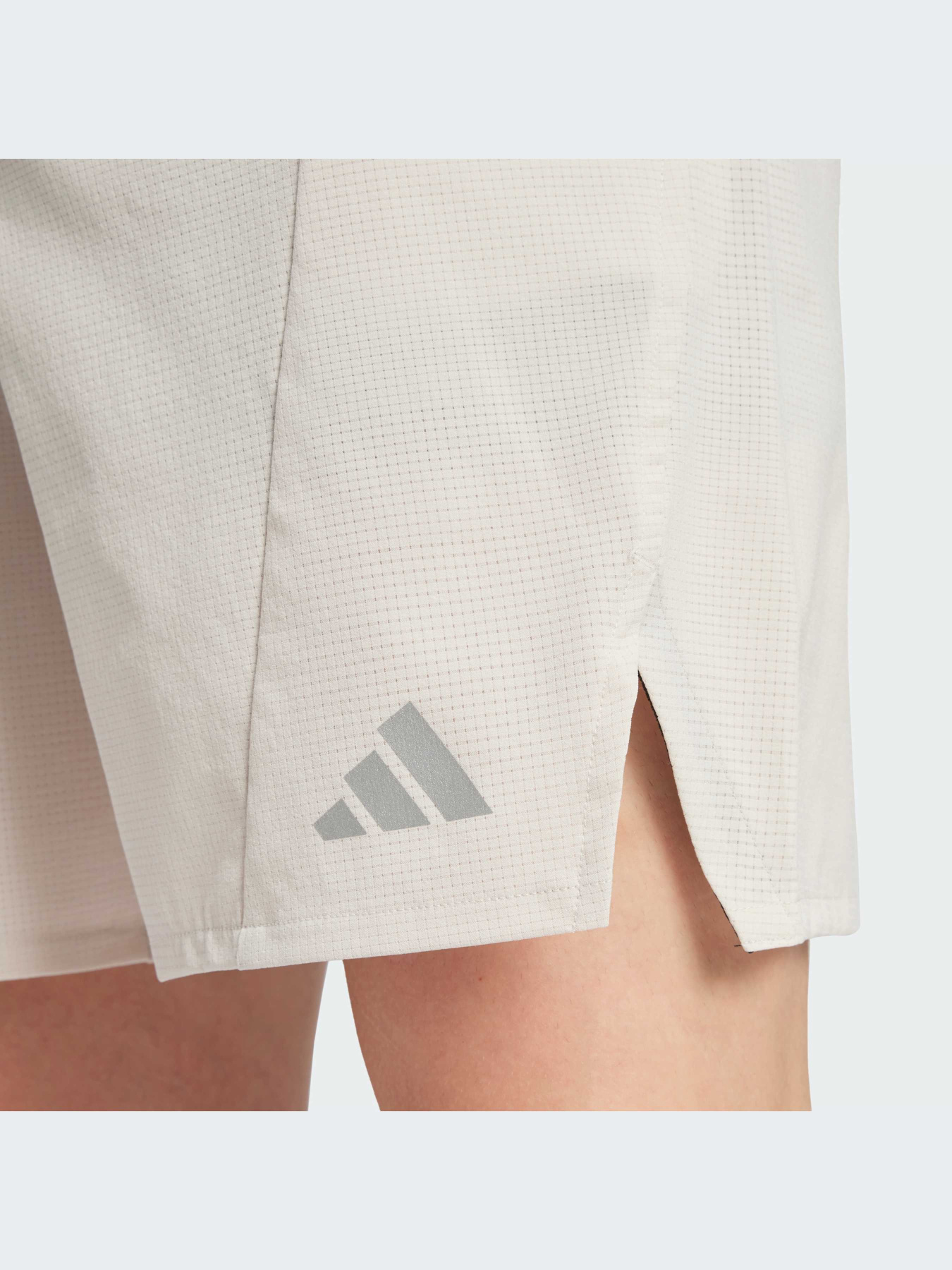 Шорты Adidas модель JL7601-KZ Шорты Adidas модель JL7601-KZ Фото