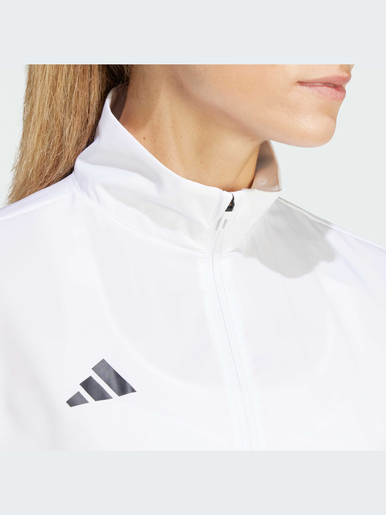 Куртки и дубленки Adidas модель IT7596-KZ Фото