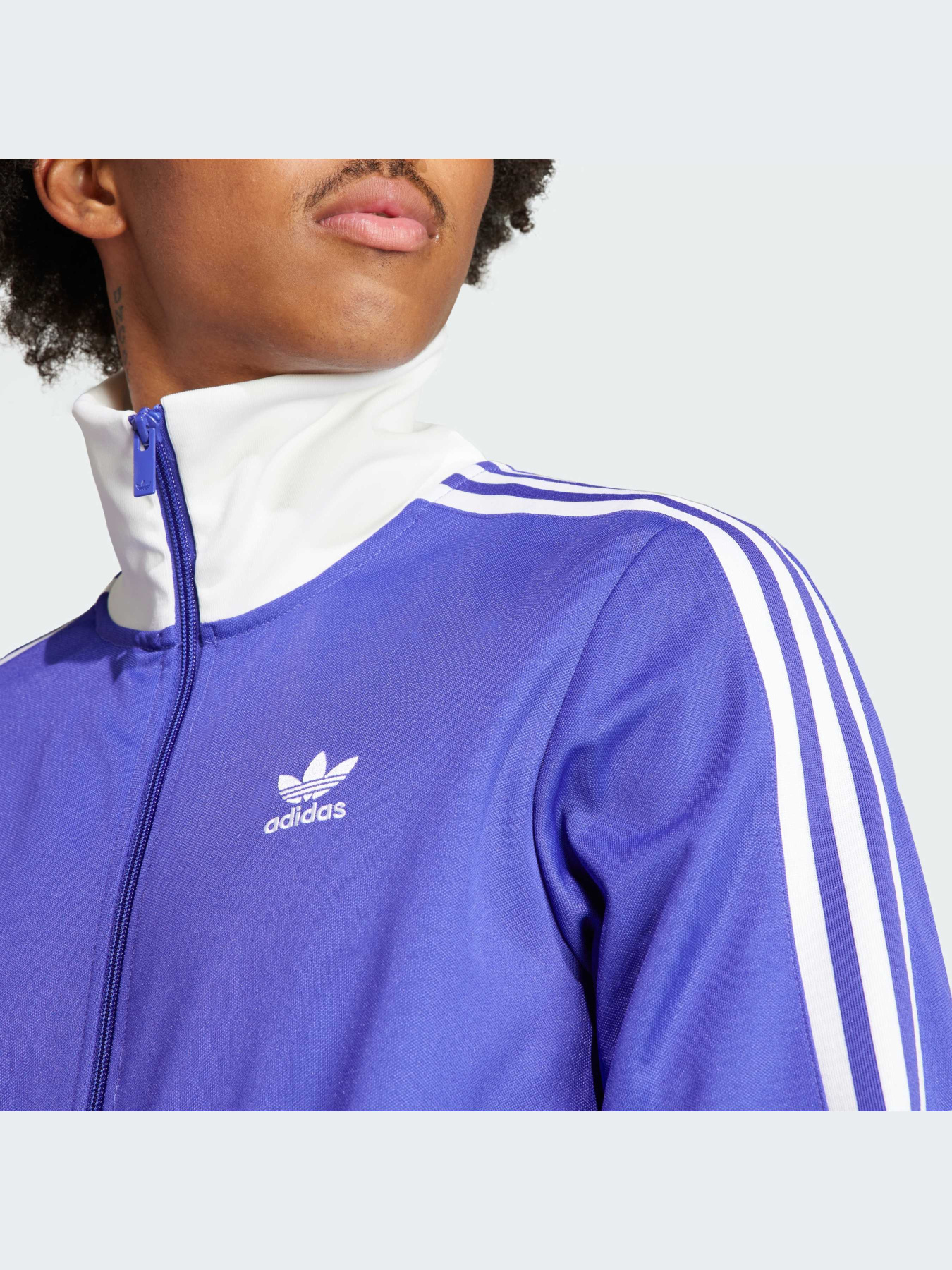 Худи и свитшоты Adidas Adicolor модель IP0416-KZ Худи и свитшоты Adidas Adicolor модель IP0416-KZ Фото